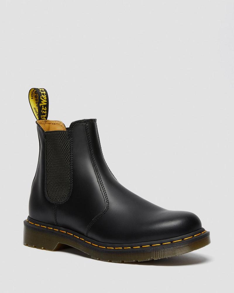 Black Men\'s Dr Martens 2976 Yellow Stitch Smooth Leather Ankle Boots | CA 430NWY